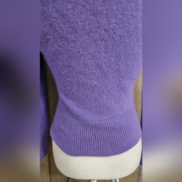 Vintage SUTTON STUDIO Wool Blend Cardigan Faux Fur Collar. Purple. XS/S - Picture 12 of 14